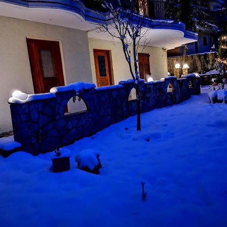 Keramidaki Mini Suites 4 Kalavryta Exterior foto