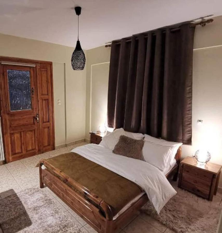 Keramidaki Mini Suites 4 Kalavryta Exterior foto